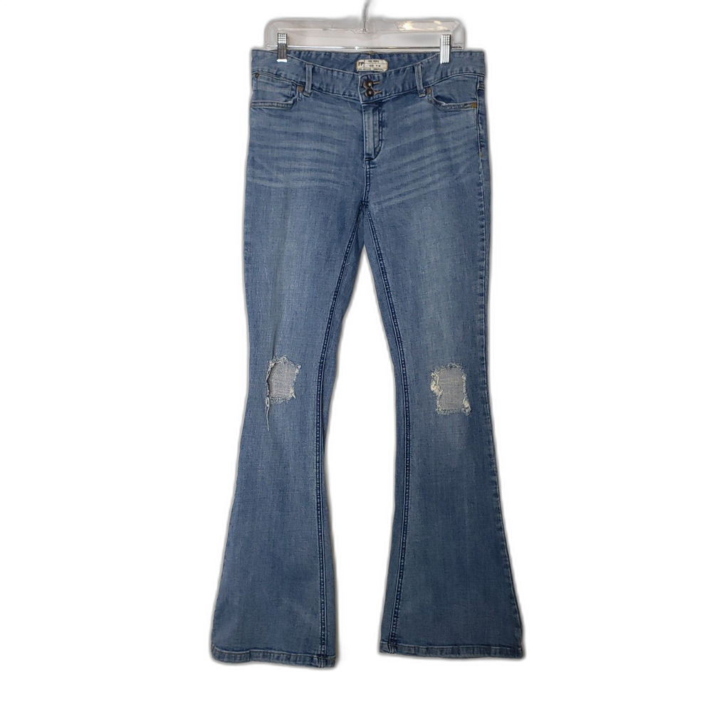 FREE PEOPLE Distressed with Holes Denim Flare Jeans Womens Size 30